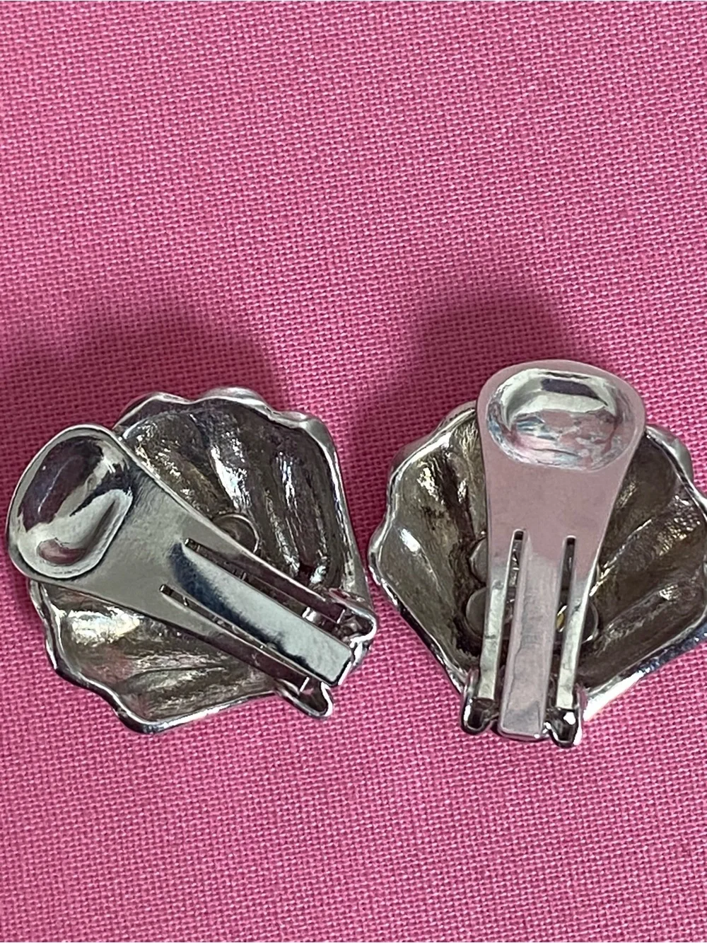 Vintage Siren-Inspired Shell Clip-On Earrings